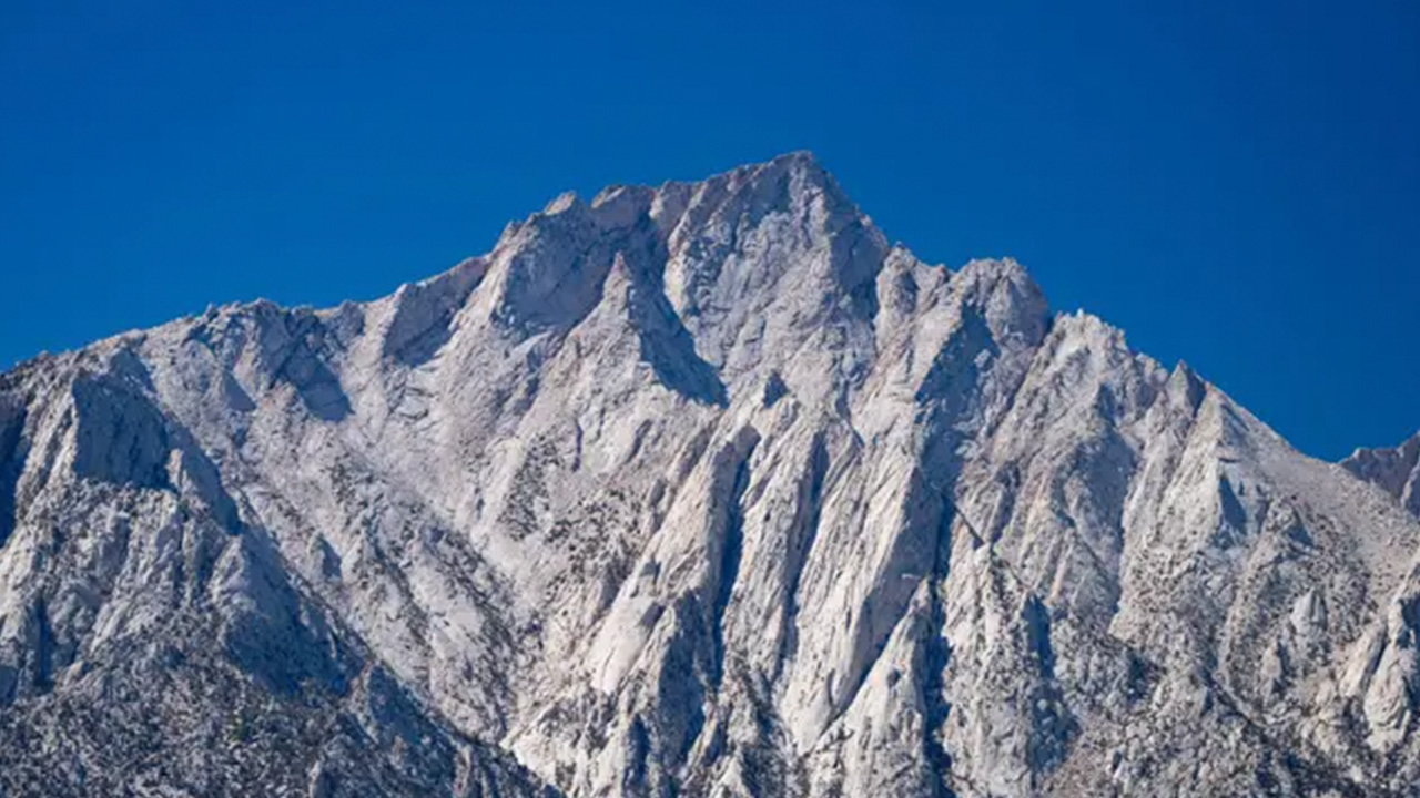 Body of missing hiker recovered from tallest mountain in Lower 48 after storms stall efforts — Babylon Sports news
